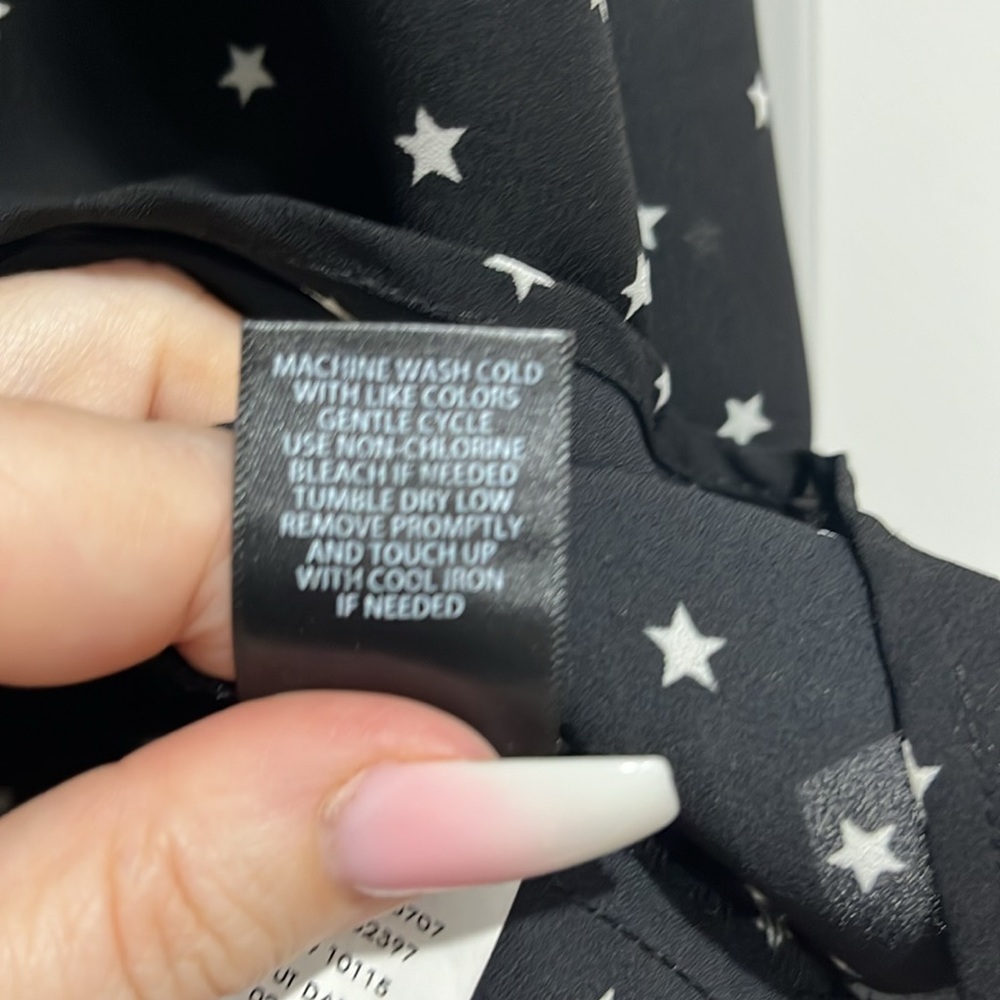 Torrid Black Star Hi-lo Tank - Picture 9 of 11